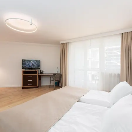 Hotelowy Delux W Kolobrzegu Ul Kosciuszki 16 Przyjazny Dla Osob Na Wozkach 7 Nocy 10 Procent Rabatu 4 Noce 5 Procent Rabatu Апартаменты Колобжег