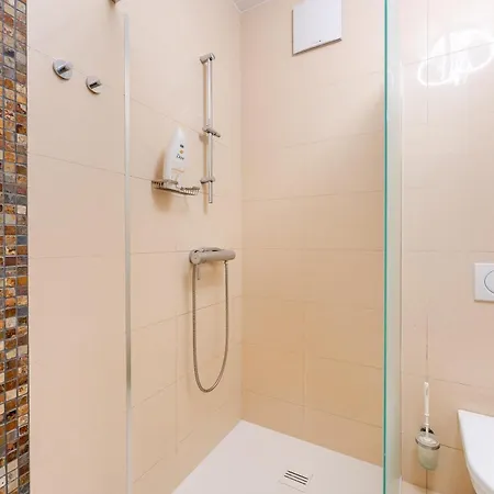 Апартаменты Hotelowy Delux W Kolobrzegu Ul Kosciuszki 16 Przyjazny Dla Osob Na Wozkach 7 Nocy 10 Procent Rabatu 4 Noce 5 Procent Rabatu Колобжег