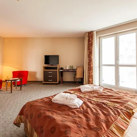 Apartament Hotelowy Delux W Kolobrzegu Ul Kosciuszki 16 7 Nocy 20 Procent Rabatu ,4 Dni 10 Procent Rabatu *